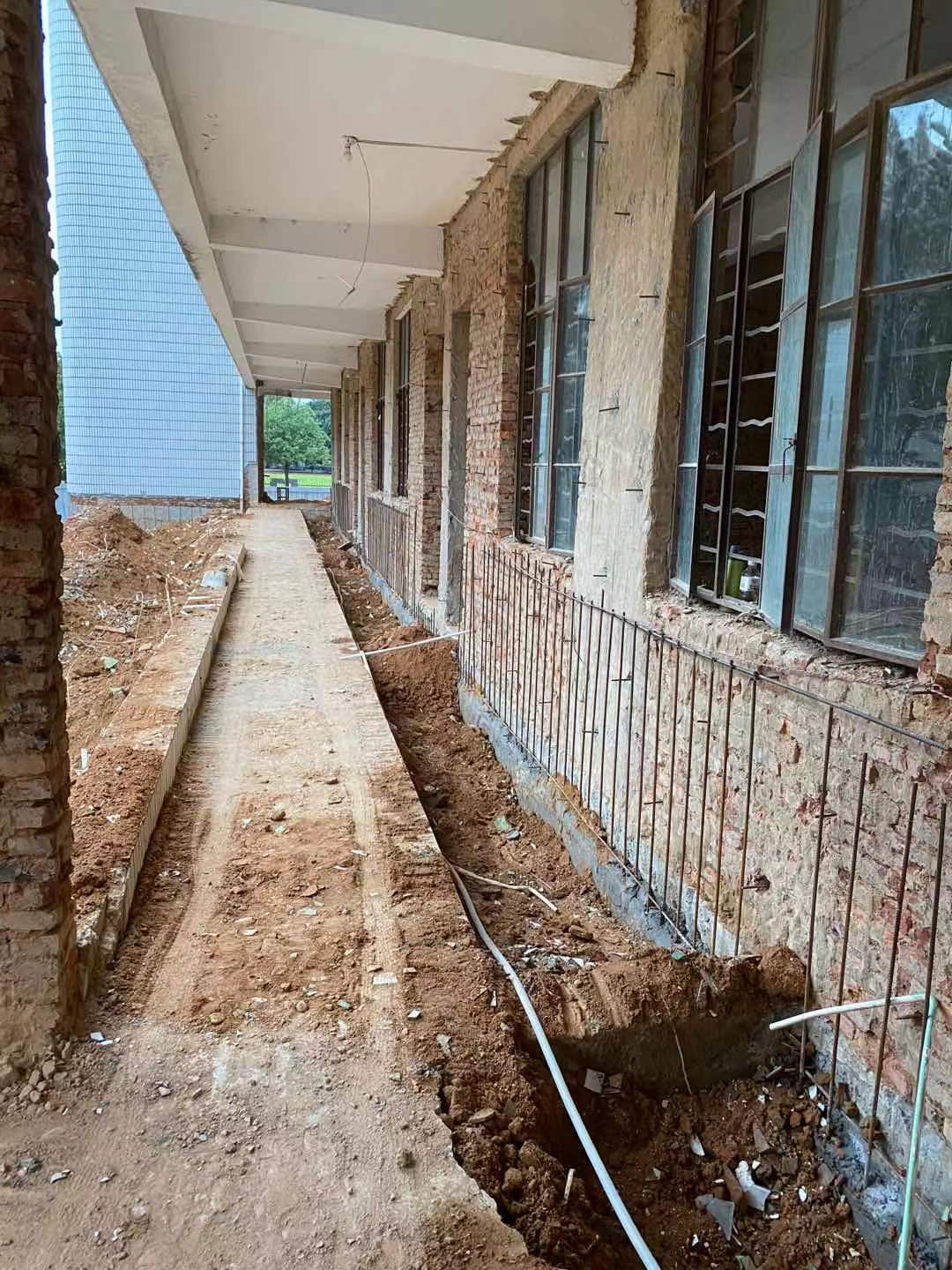 水泥路面起皮怎么办？能够一次性治理到位吗？