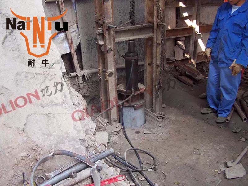 高强混凝土为什么要选用硅酸盐水泥或通常硅酸盐水泥？（二）